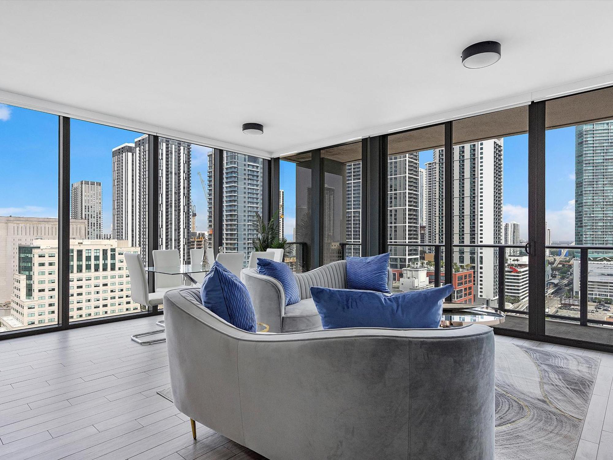 X-lounge - High-rise With Rooftop Pool & Panoramic Views Appartement