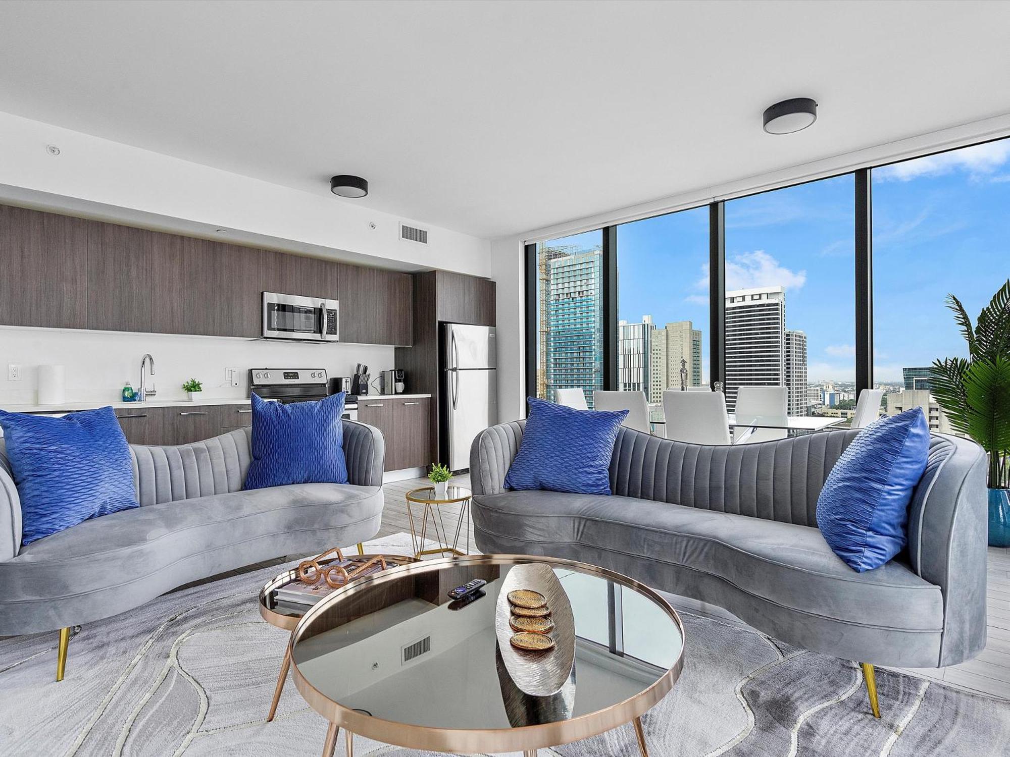 X-lounge - High-rise With Rooftop Pool & Panoramic Views *