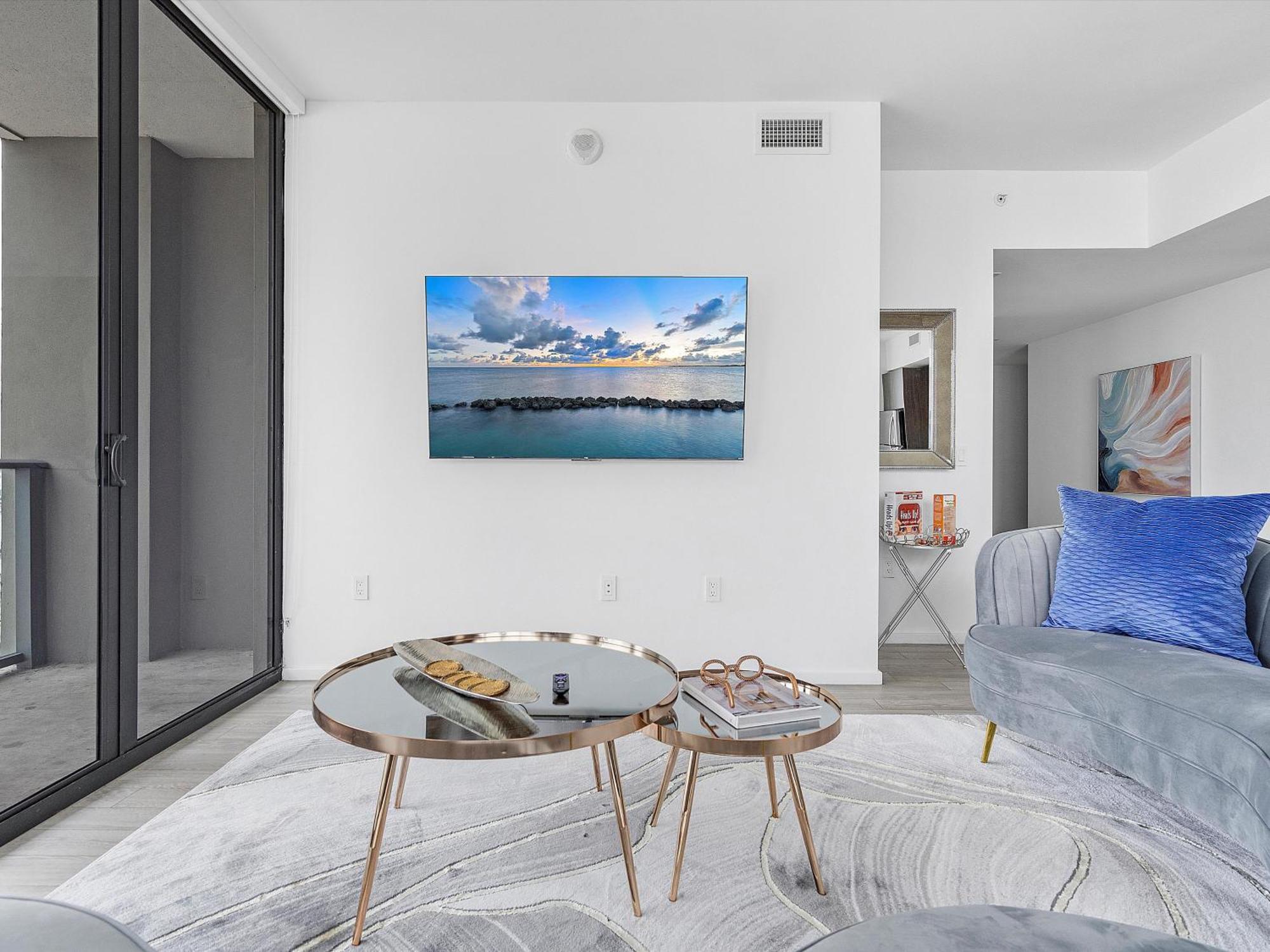 X-lounge - High-rise With Rooftop Pool & Panoramic Views