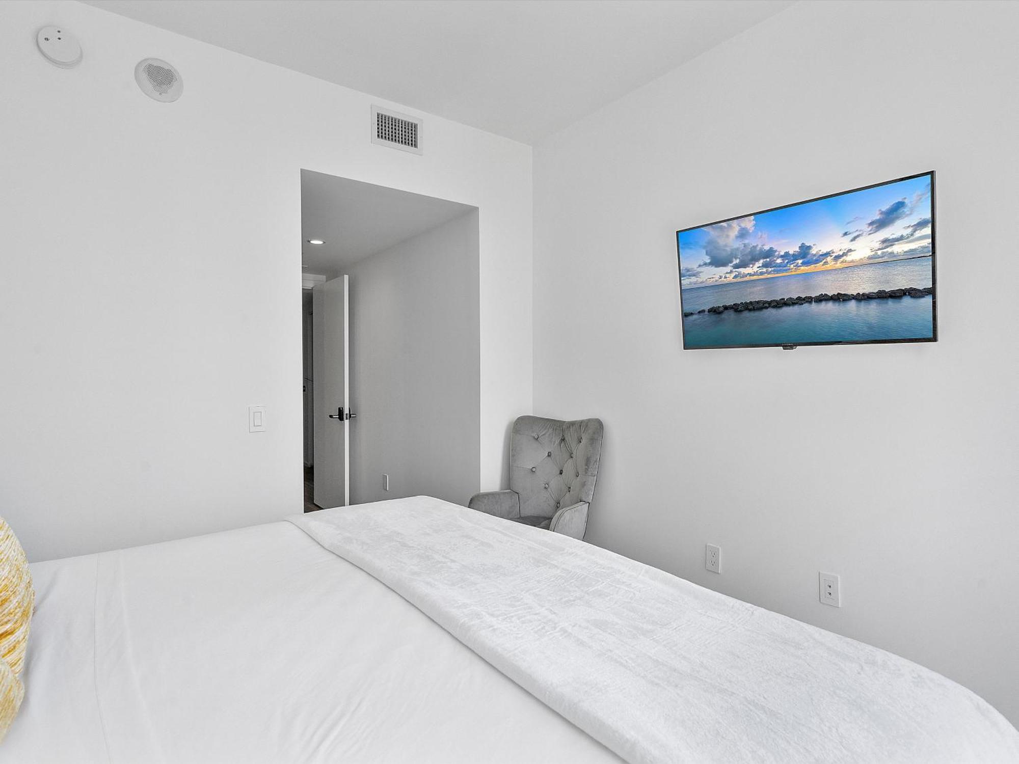 X-lounge - High-rise With Rooftop Pool & Panoramic Views *